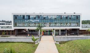 Initiation au Droit Pénal et à la Procédure Pénale